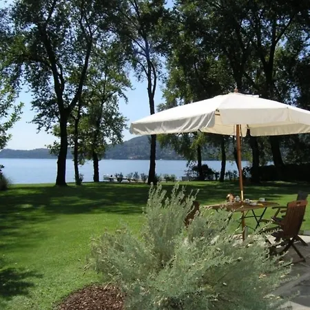 Villa Solcio Sleeps 6 Air Con Wifi